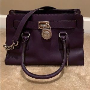 Micheal Kors purse